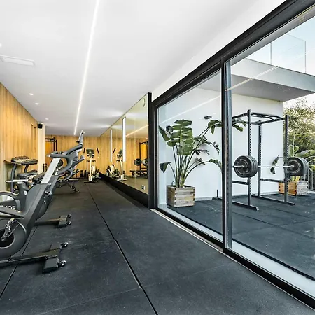 El Paraiso Cinema Gym Pool Lounge Parking Вилла