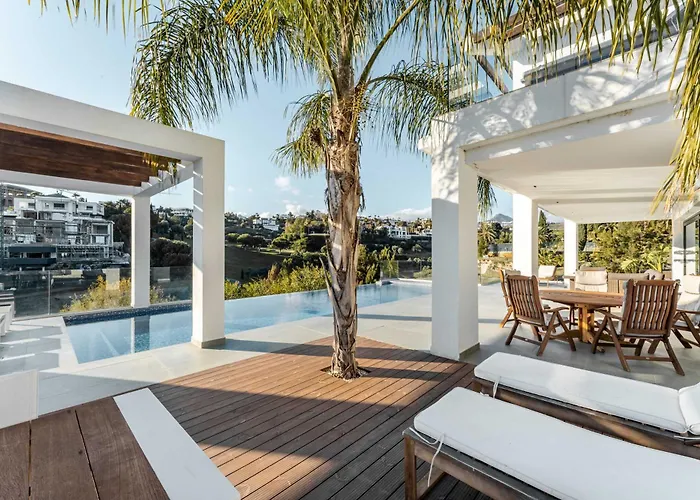 El Paraiso Cinema Gym Pool Lounge Parking Βίλα