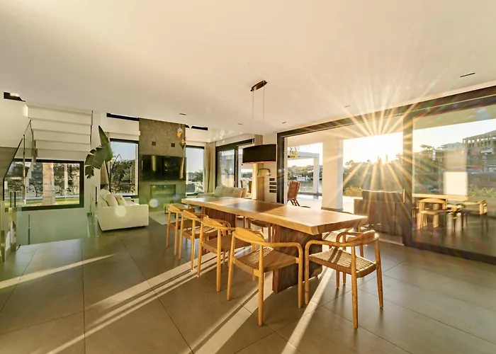 El Paraiso Cinema Gym Pool Lounge Parking Βίλα *