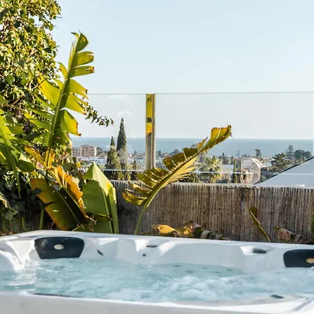 El Paraiso Cinema Gym Pool Lounge Parking * Estepona